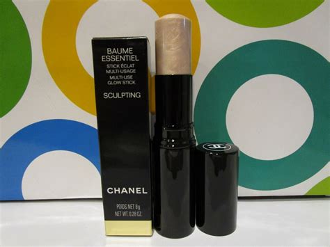 chanel glow stick sculpting